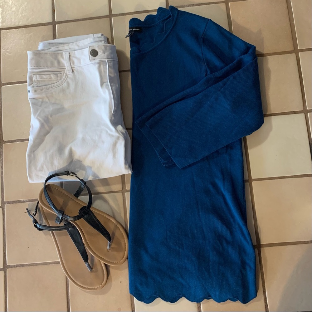 Cable & Gauge scalloped trim blue pullover top plus size 2X